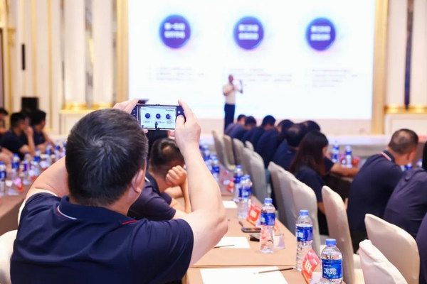 amjs�Ľ�ɳ����·(�й�)���޹�˾��ҳ